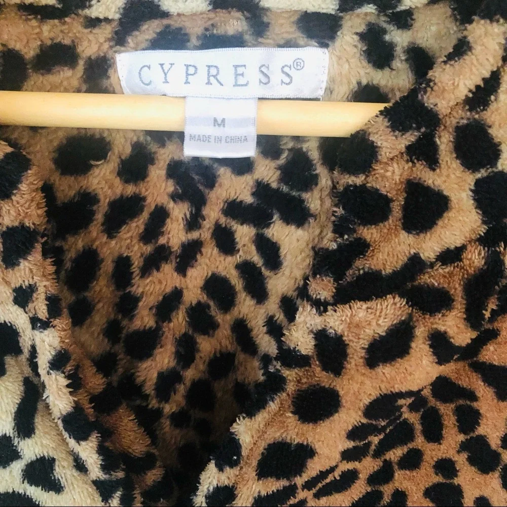 Vintage Cheetah print bathrobe - Picture 4 of 4